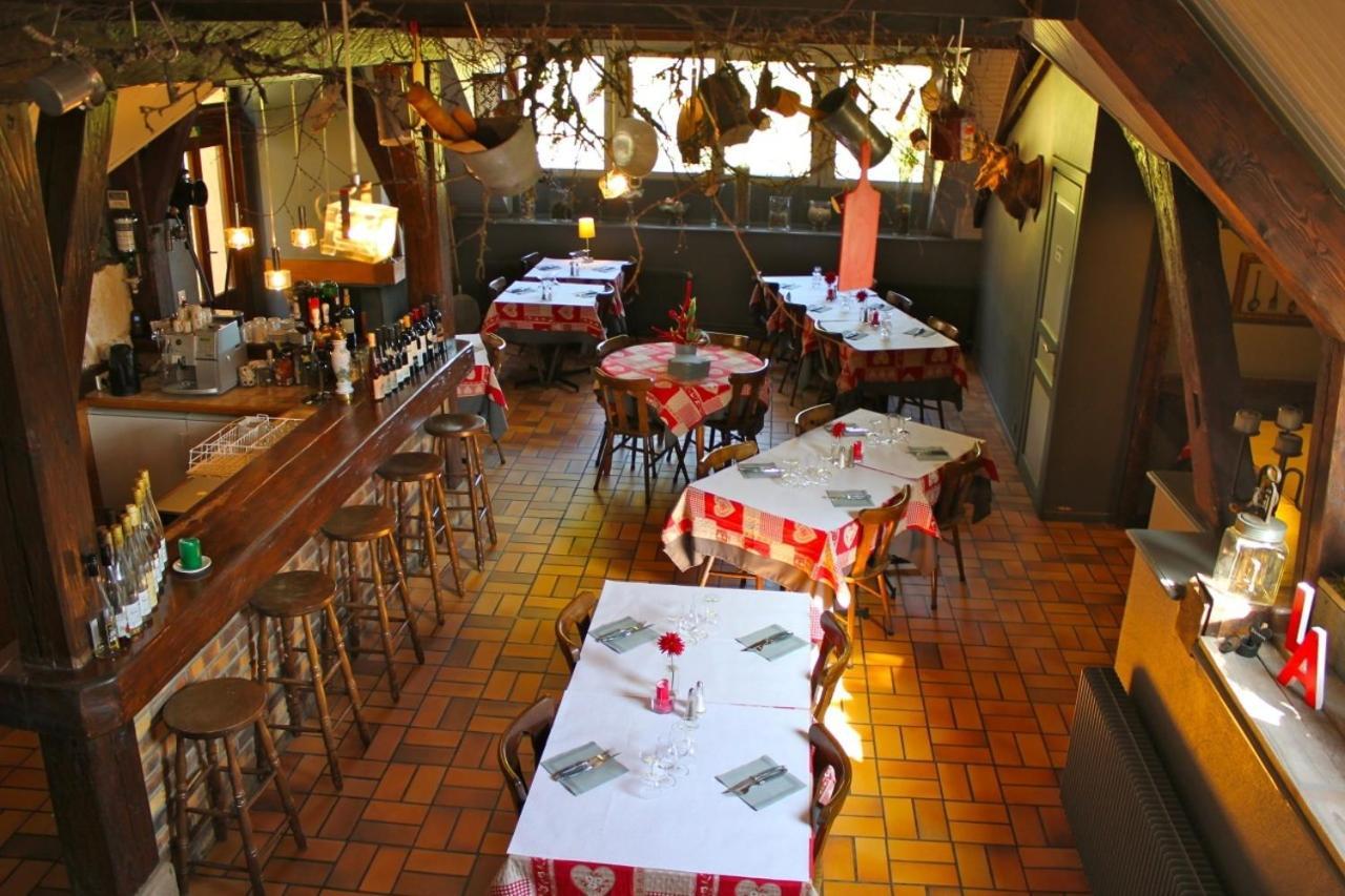 Hotel Restaurant Domaine De Basil Orbey Exterior photo